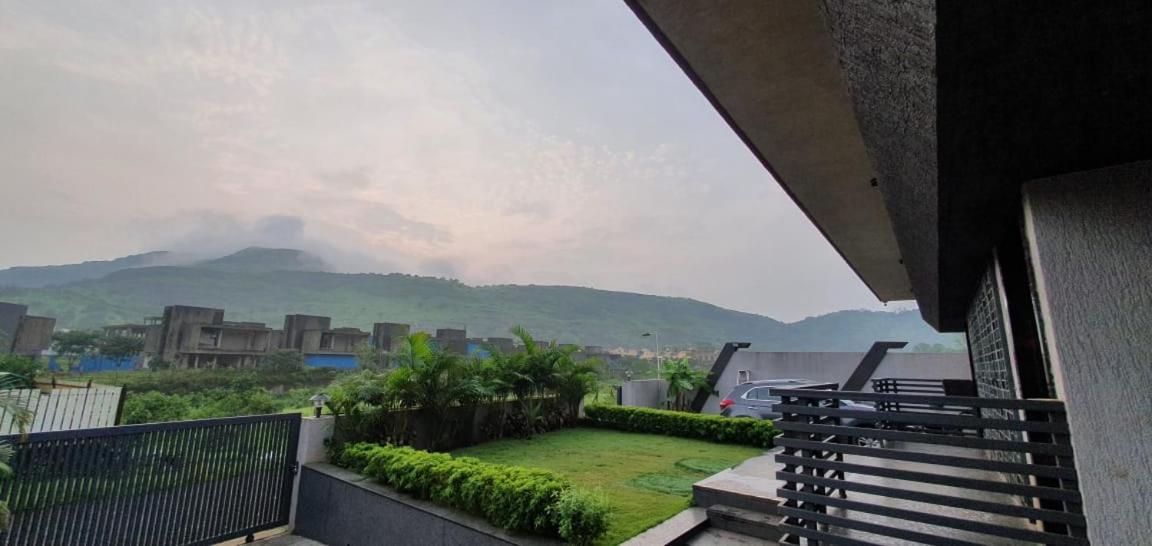 Krishna Villa Two ,6Bhk, Mountainous View , Nr Della Adventures Lonavala Kültér fotó